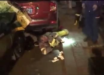 路边吃瓜的大爷视频大全,揭秘路边吃瓜大爷的趣味生活